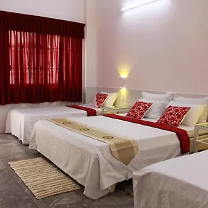 Guest house Quang Saigon Hotel- 40-7 Bui Vien-walking Street, Ho Chi Minh City